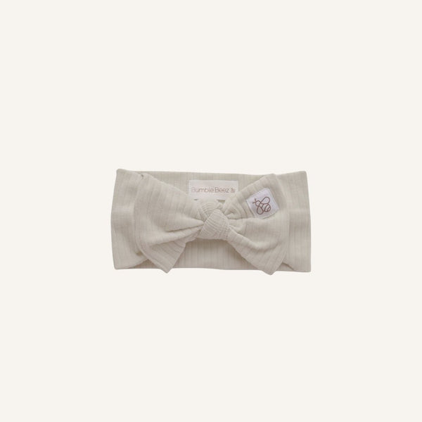The Everyday Bow - bumble beez