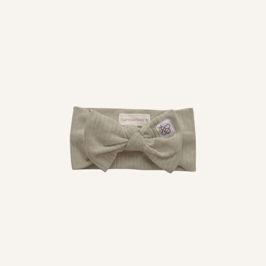 The Everyday Bow - bumble beez