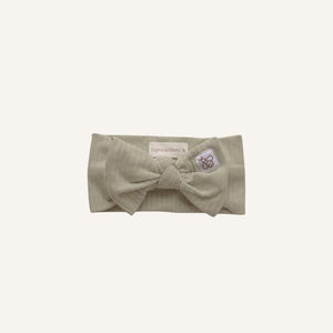The Everyday Bow - bumble beez