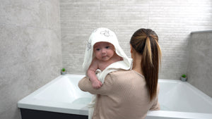 The Twin Bath - Twin Bath Support | Safe Infant Bathtub