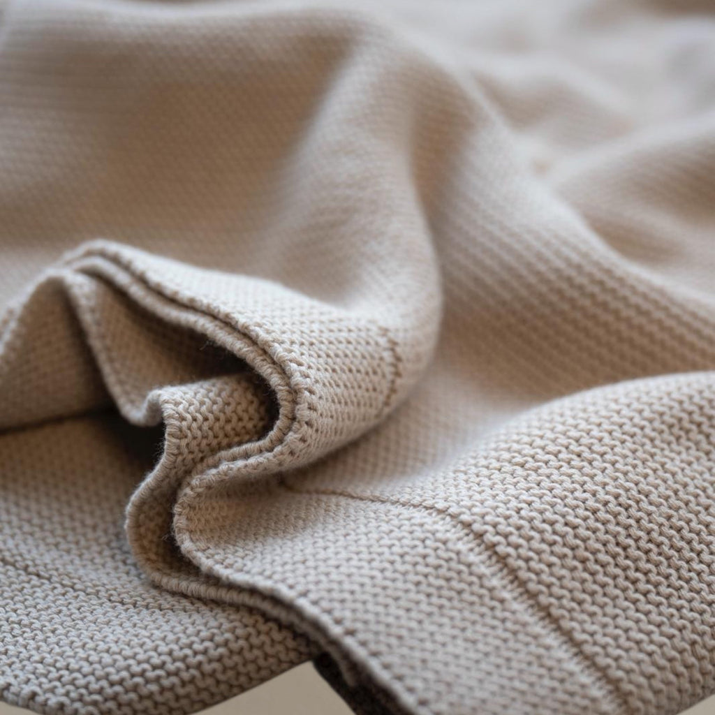 Warm biscuit knitted blanket made of soft breathable cotton for babies
